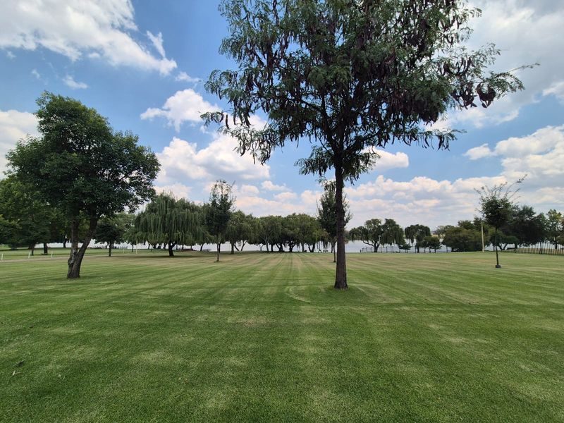 !RIVERFRONT PARADISE! - Photo 10