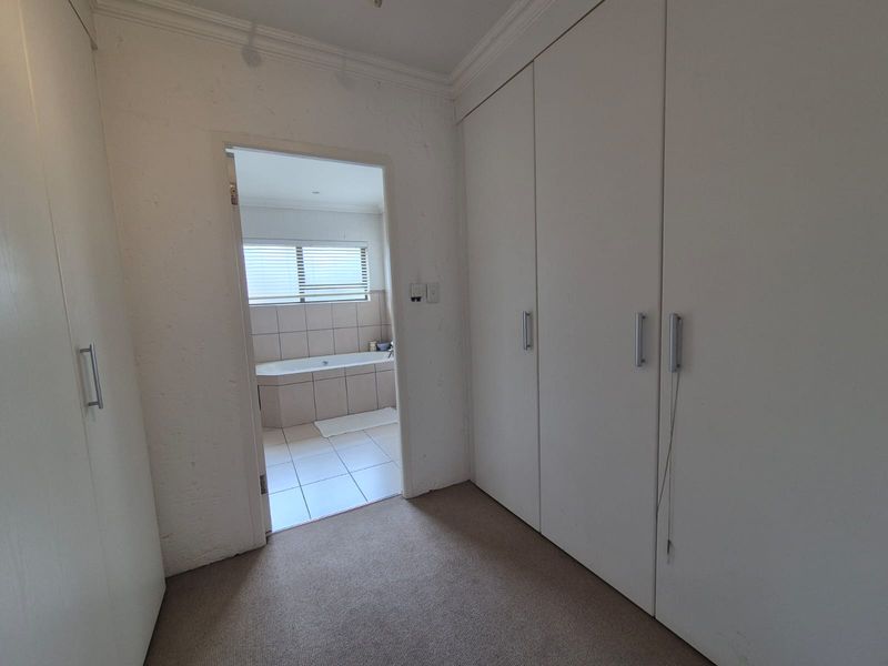 !RIVERFRONT PARADISE! - Photo 5