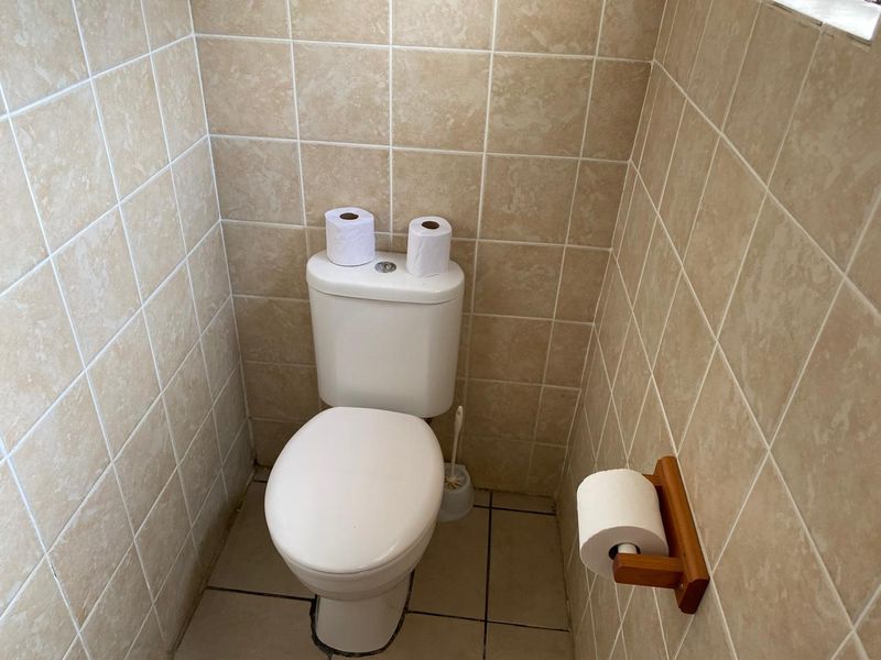 Prime Family living Near UKZN - Immaculate 3 Bed with Ensuite - Photo 10