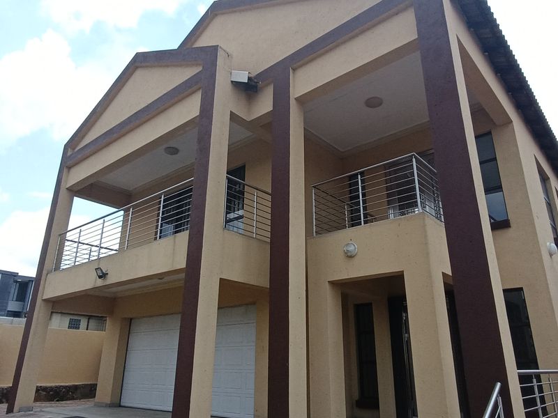 Beautiful and big! - Photo 2