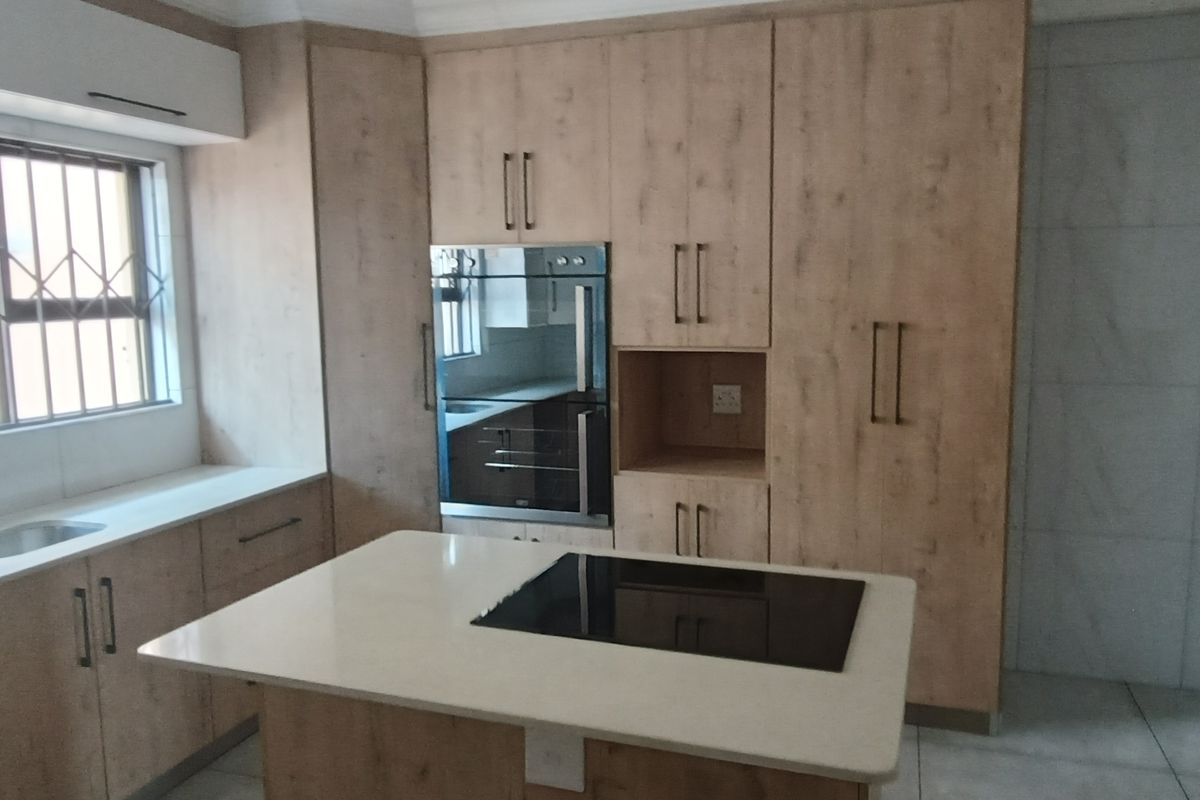 Beautiful and big! - Photo 3