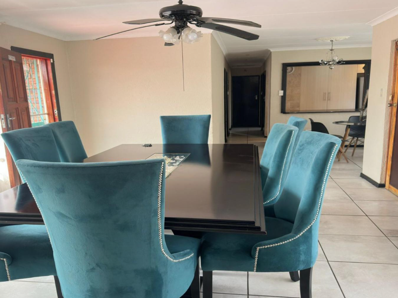 3 Bedroom, 2 Bathroom for sale in Elandspark - Photo 6