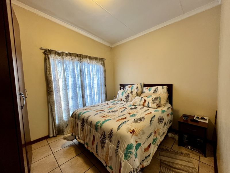 Charming Sectional Title Townhouse for Sale in Bela-Bela – Perfect for Homeowners or Investors - Photo 7