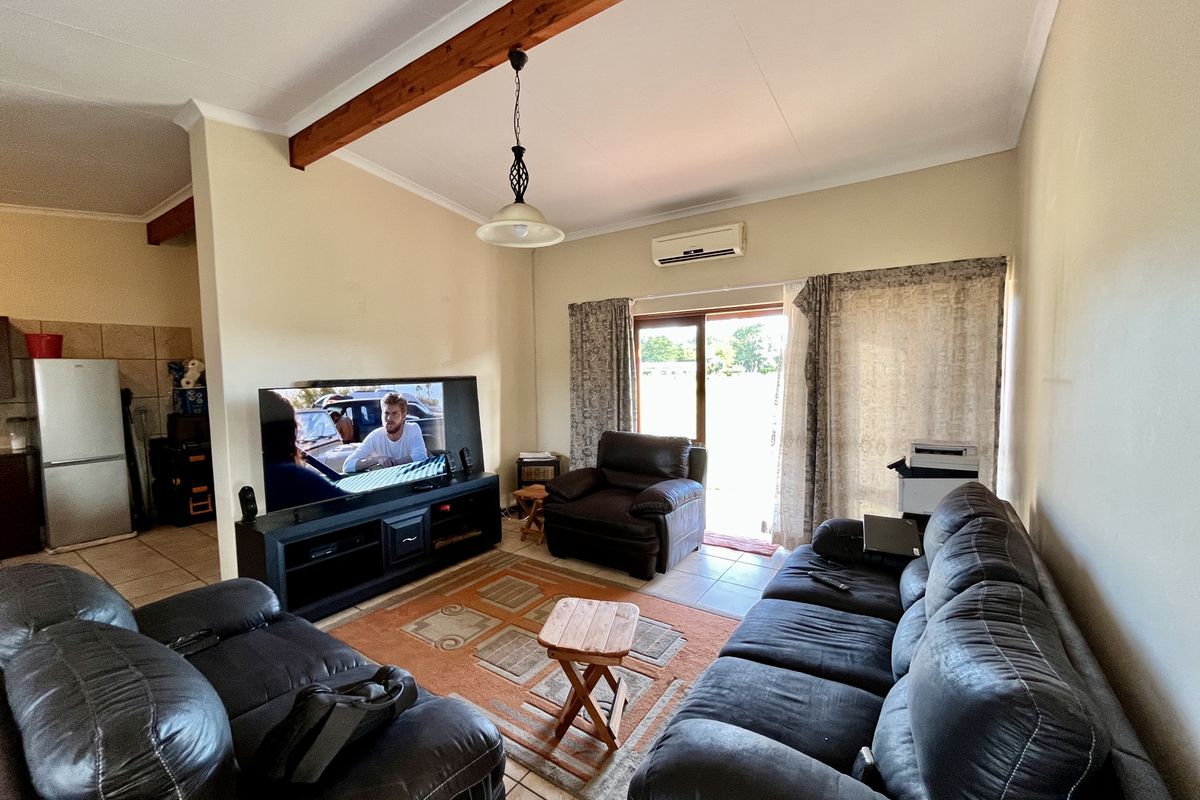 Charming Sectional Title Townhouse for Sale in Bela-Bela – Perfect for Homeowners or Investors - Photo 3