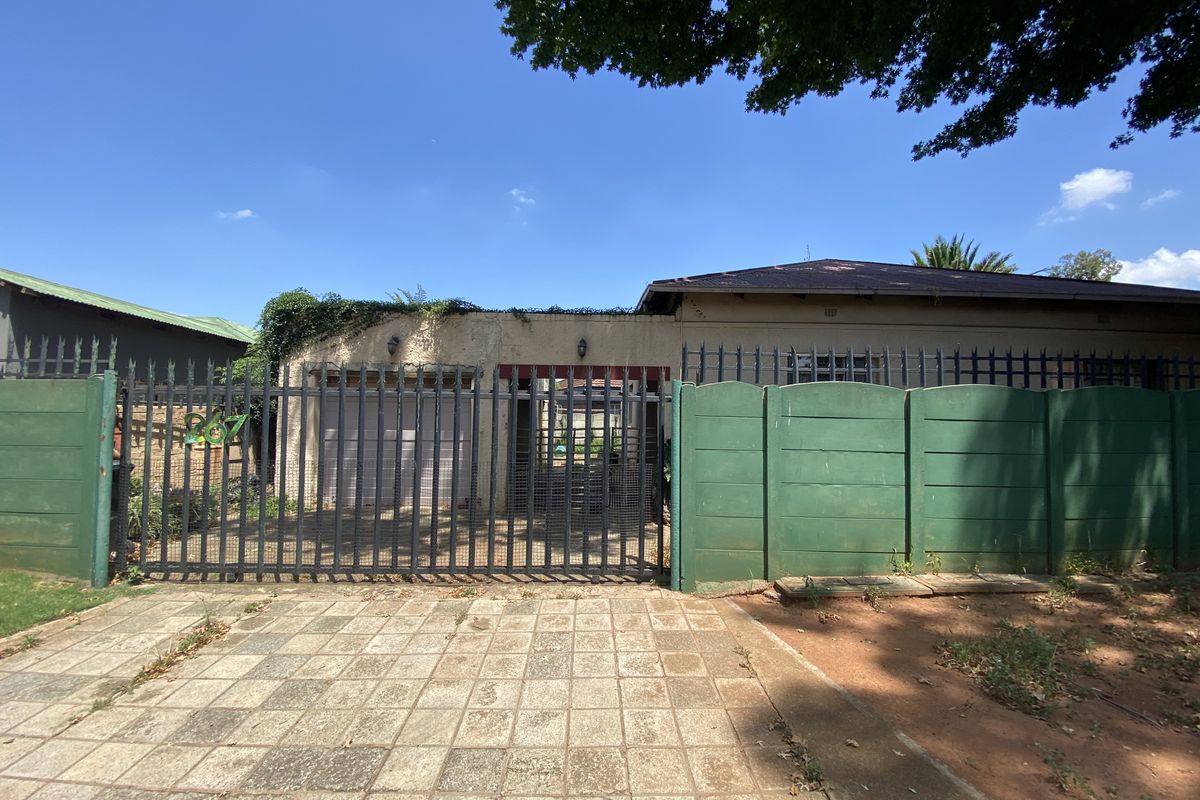 3 Bedroom House For Sale In Boksburg south - Photo 5