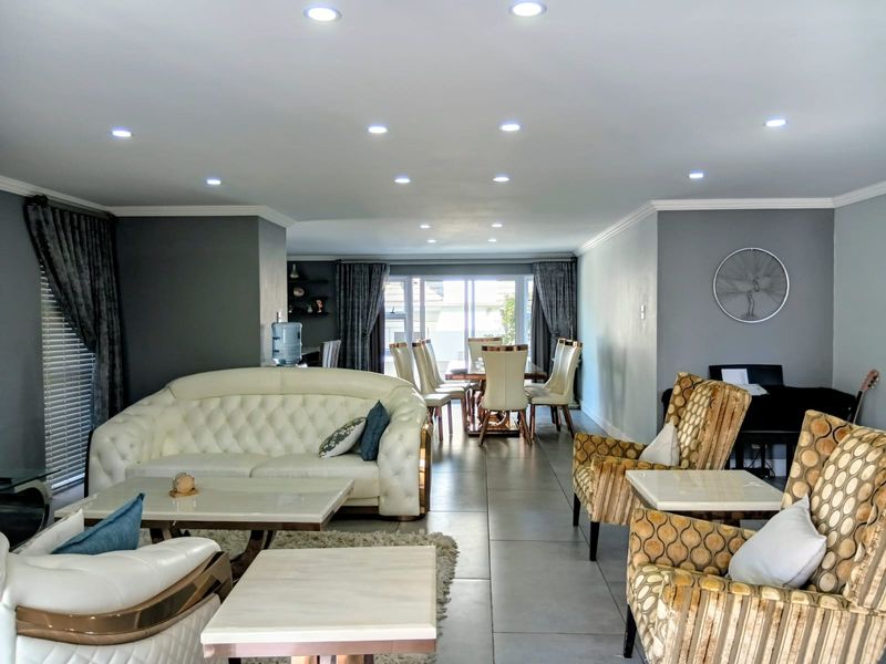 Elevated Lifestyle Edition Where Luxury Meets Lifestyle in Bishops Country Estate - Photo 4