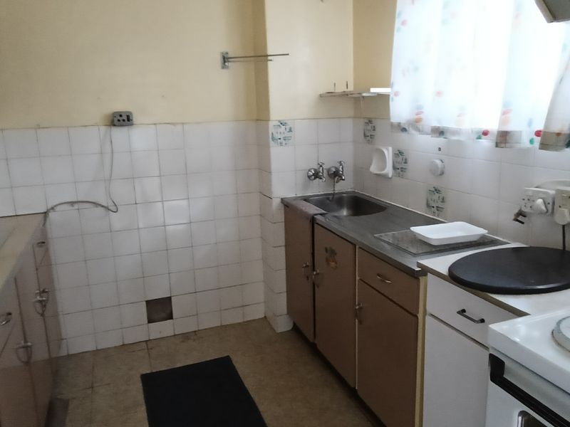 Great for investment! - Photo 2