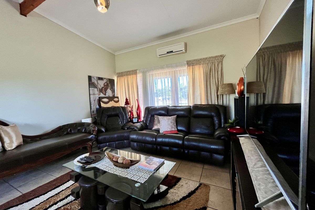 Charming Sectional Title Townhouse for Sale in Bela-Bela – Perfect for Homeowners or Investors - Photo 5