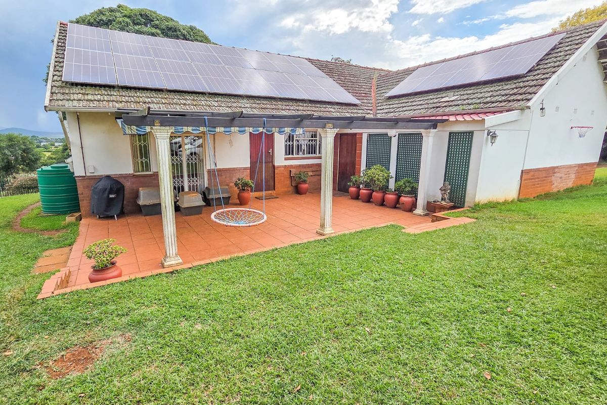 Freestanding For Sale In Howick - Photo 3