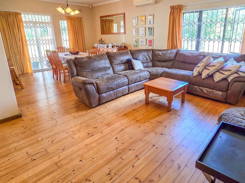 Freestanding For Sale In Howick - Photo 10