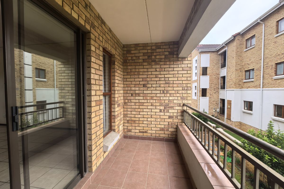 Move in Ready unit in Randpark Ridge - Photo 2