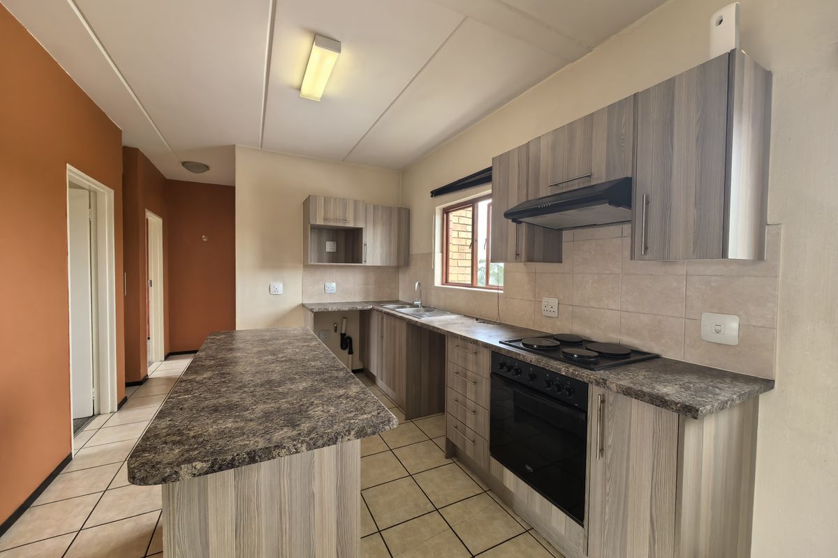 Move in Ready unit in Randpark Ridge - Photo 3