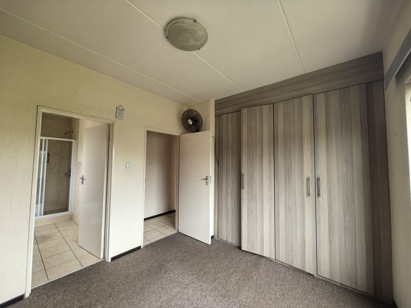 Move in Ready unit in Randpark Ridge - Photo 9