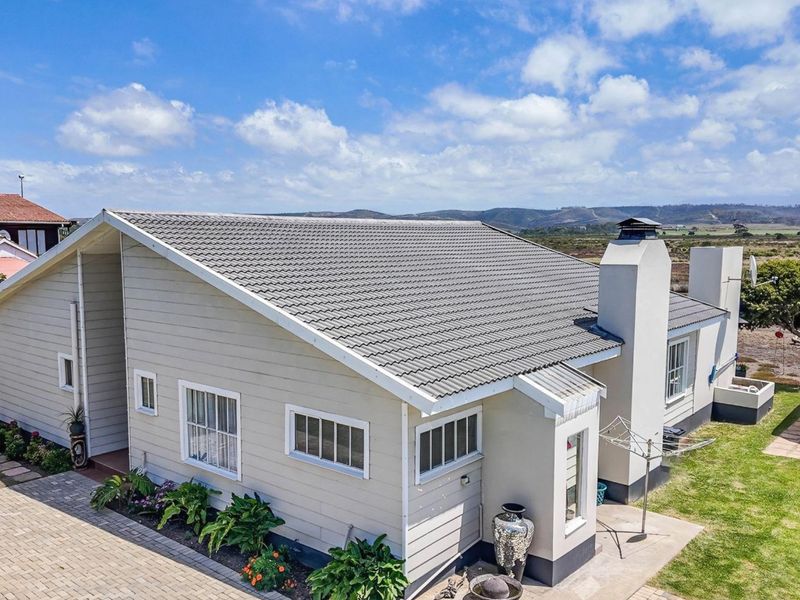 A Home That Must Be Seen to Be Truly Appreciated - Photo 4