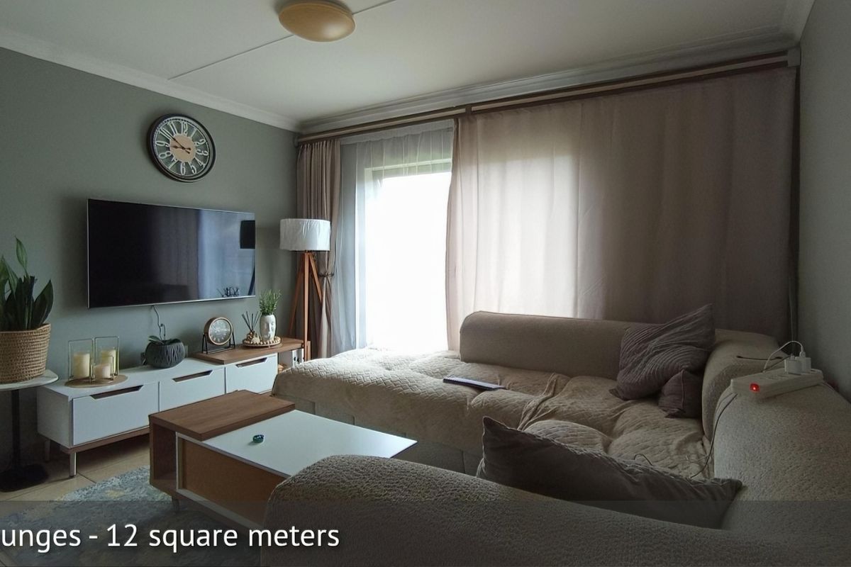 Architectural Elegance Meets Modern Luxury in Zambezi Manor - Photo 4