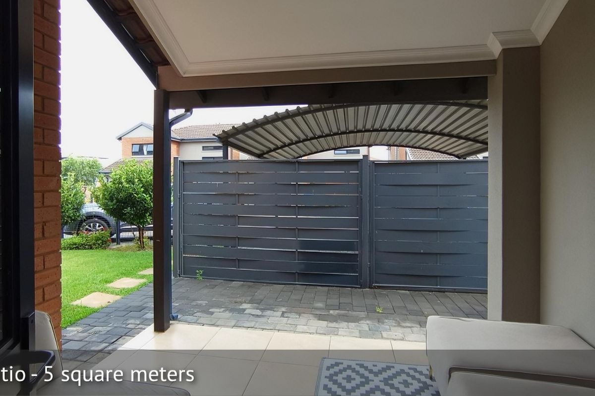 Architectural Elegance Meets Modern Luxury in Zambezi Manor - Photo 3