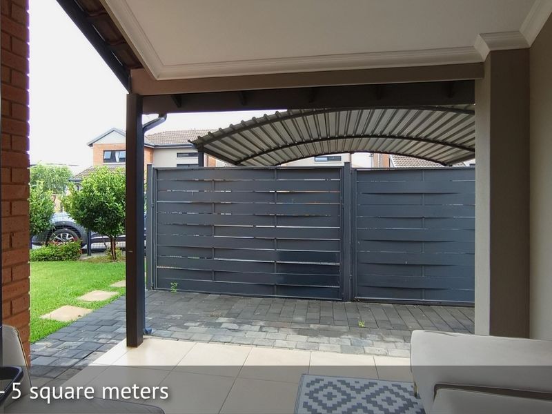 Architectural Elegance Meets Modern Luxury in Zambezi Manor - Photo 3