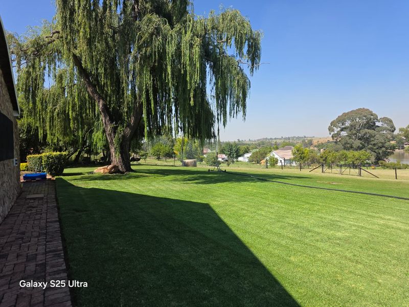ABSOLUTELY STUNNING WATERFRONT PLOT FOR SALE IN Vaal Marina - Photo 3