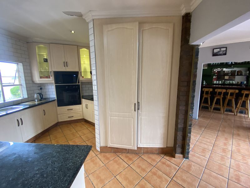 3 Bedroom House In Sunward Park - Photo 9