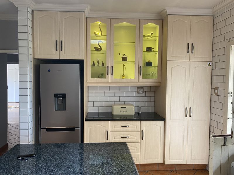 3 Bedroom House In Sunward Park - Photo 7