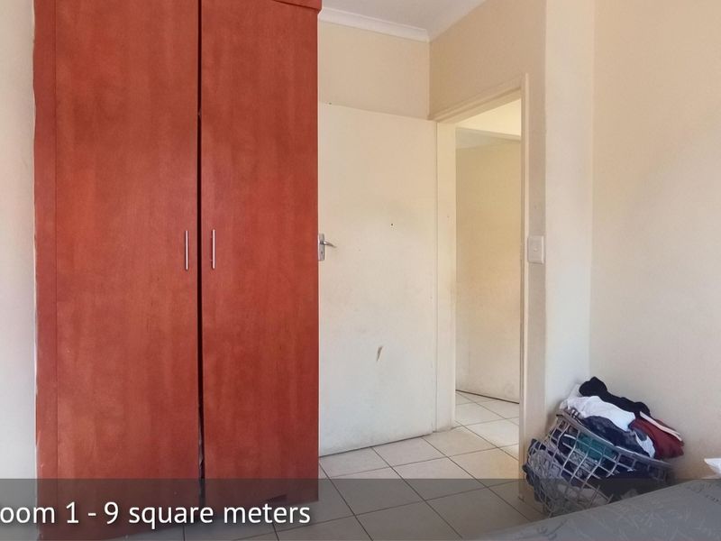 Timeless Face-Brick Architectural Masterpiece in The Orchards Estate - Photo 10