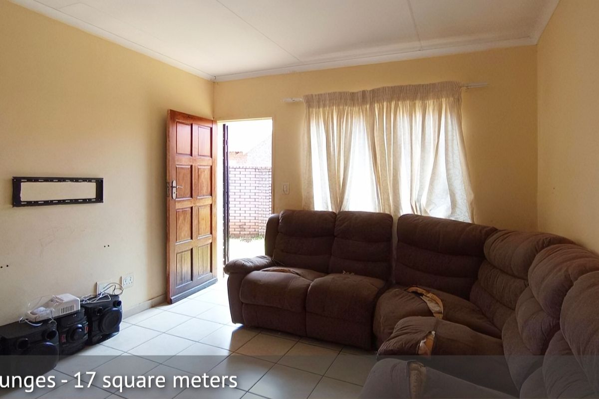 Timeless Face-Brick Architectural Masterpiece in The Orchards Estate - Photo 4