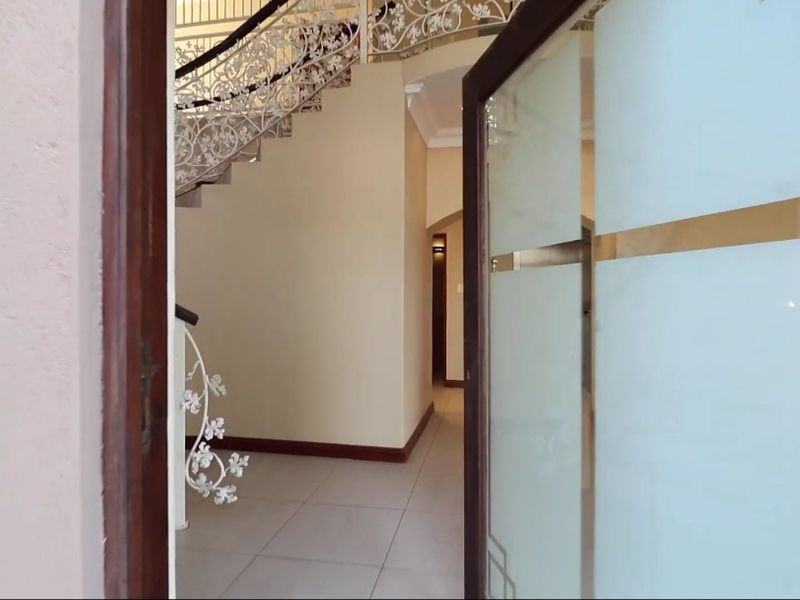 One-in-a-Million Luxury Mansion with Panoramic Dam Views in Birdwood Estate - Photo 3