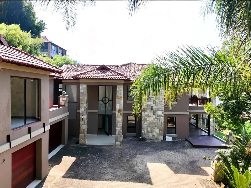 One-in-a-Million Luxury Mansion with Panoramic Dam Views in Birdwood Estate - Photo 2