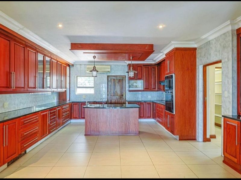 One-in-a-Million Luxury Mansion with Panoramic Dam Views in Birdwood Estate - Photo 5