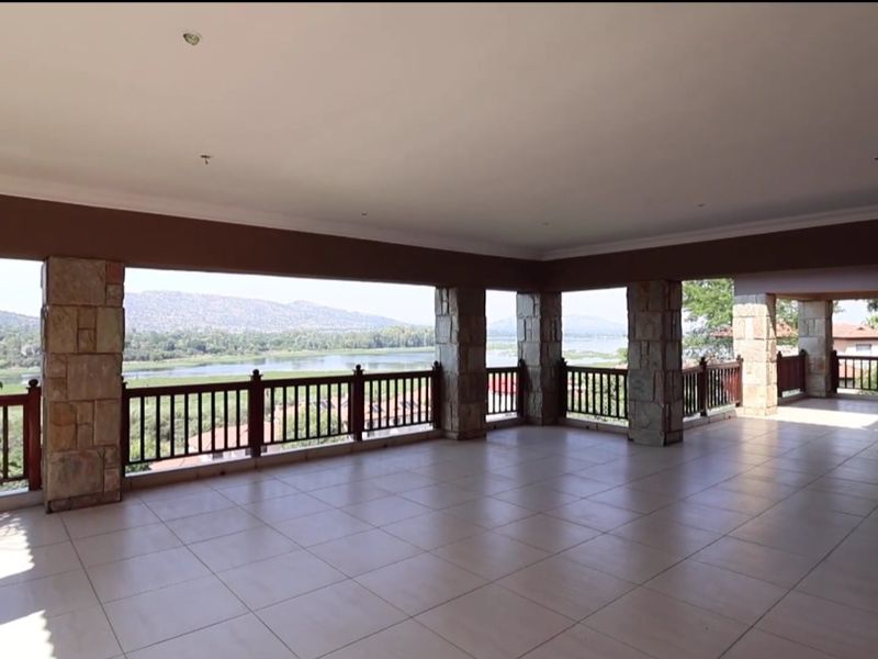 One-in-a-Million Luxury Mansion with Panoramic Dam Views in Birdwood Estate - Photo 9