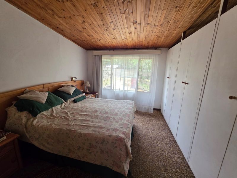 This cosy and very neat home in Sasolburg is perfectly located close to schools - Photo 7