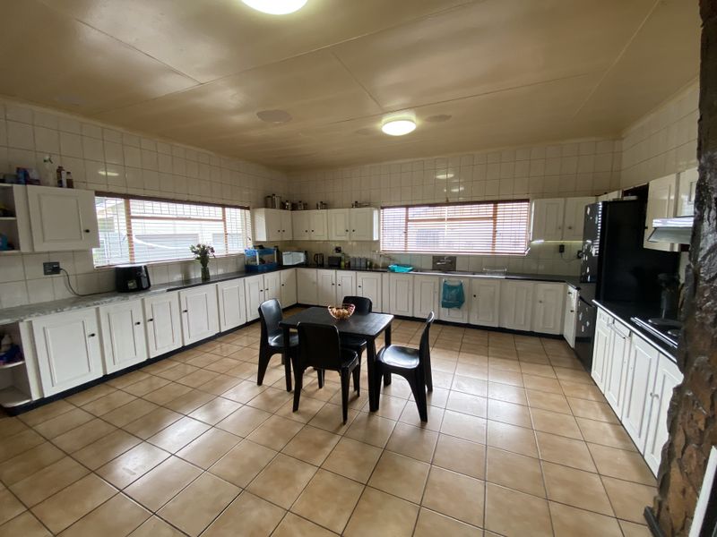 4 Bedroom House for Sale Rynfield - Photo 2