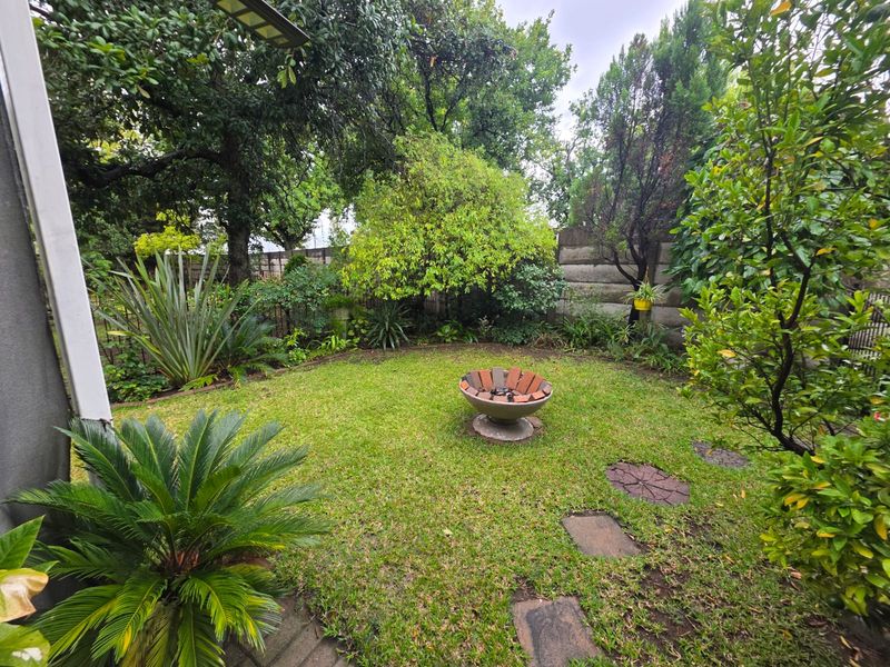 BEAUTIFUL DUPLEX TOWNHOUSE FOR SALE IN SASOLBURG - Photo 2