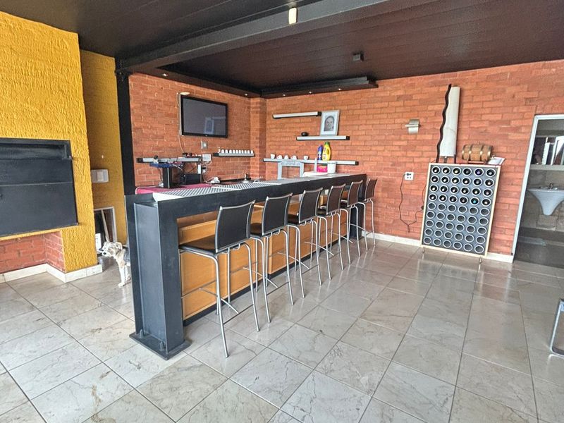 Comfort and relaxation in one exceptional package situated in a gated community in Kosmos - Photo 5