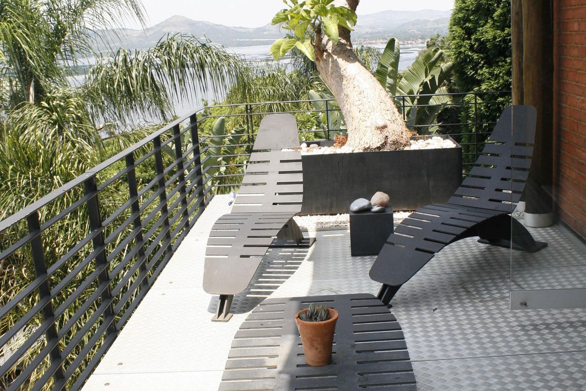 Comfort and relaxation in one exceptional package situated in a gated community in Kosmos - Photo 4