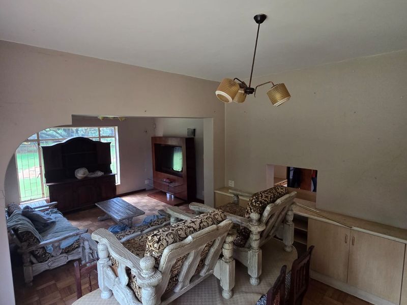 Farm Living with Dual Homes – Space, Flexibility & Investment Potential. - Photo 6