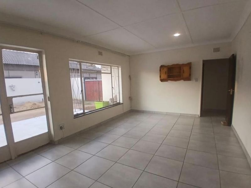 3 Bedroom House to Rent in Dunnotar - Photo 9