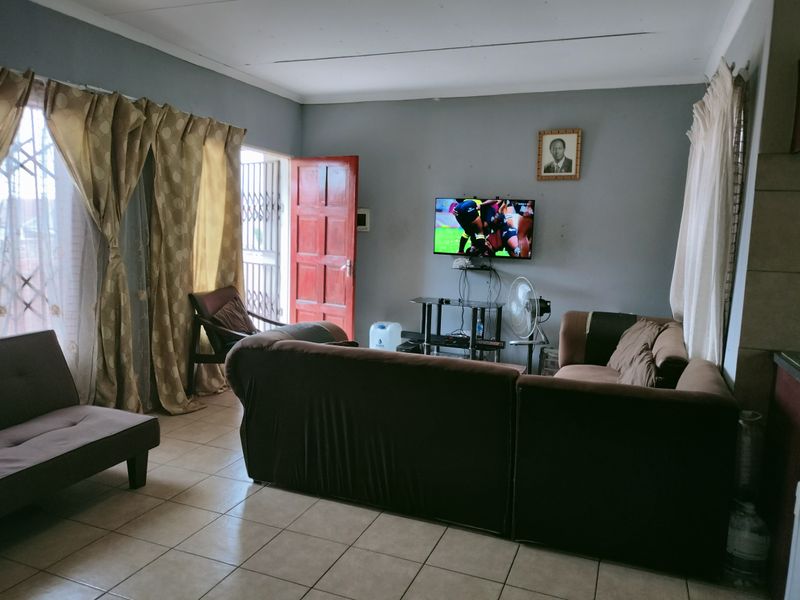 A Perfect Home - Photo 5