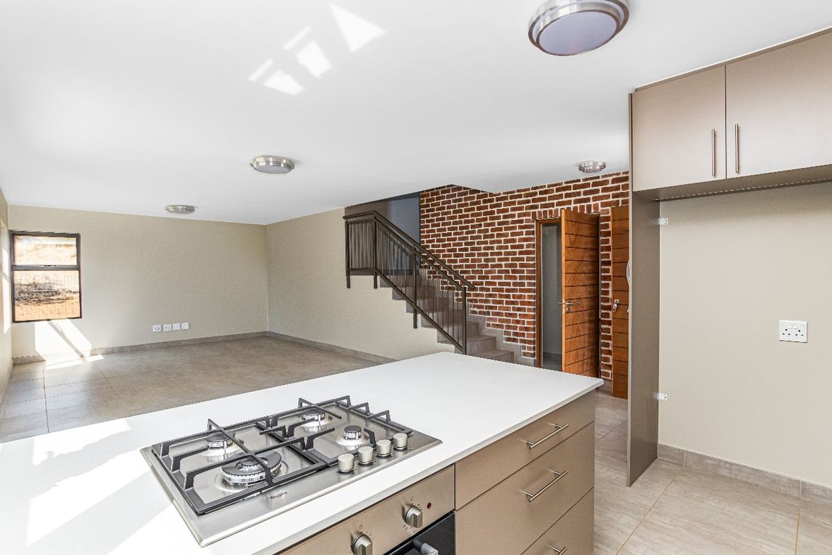 Freehold For Sale In Hartbeespoort - Photo 5