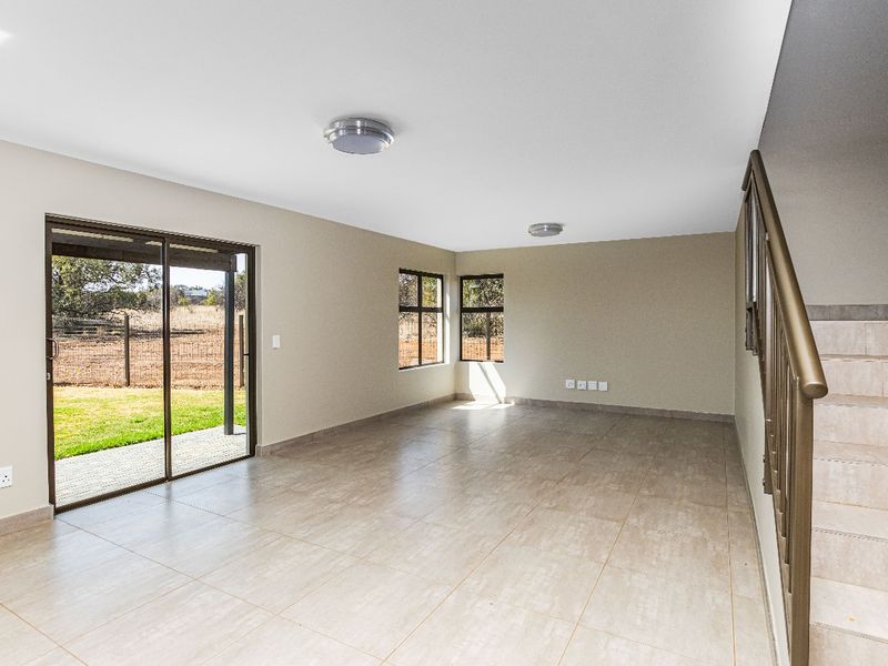 Freehold For Sale In Hartbeespoort - Photo 6