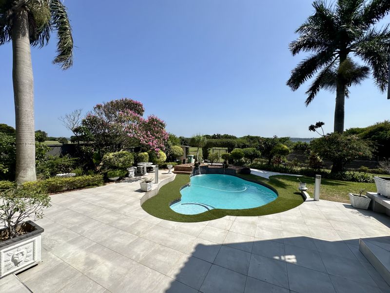 Luxury Golf Estate Living | Exceptional 4-Bedroom Residence with Lake Views in Meer En See, Richards - Photo 3