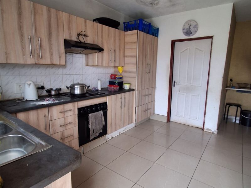 Dream Home in Golden Gardens, Sebokeng! - Photo 6