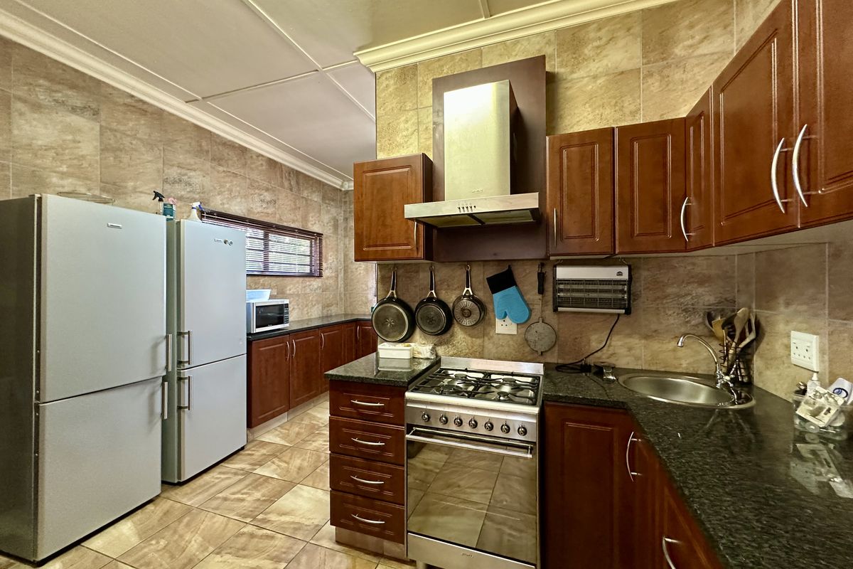 Exceptional Multi-Residence Estate in Prestigious Meer En See - Photo 4