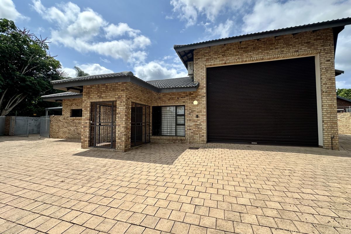 Exceptional Multi-Residence Estate in Prestigious Meer En See - Photo 5