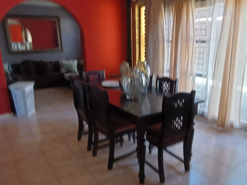 Great family home with a great entertainment area! - Photo 6