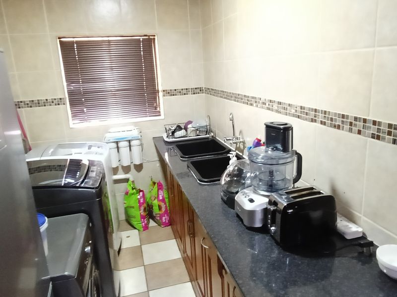 Great family home with a great entertainment area! - Photo 5