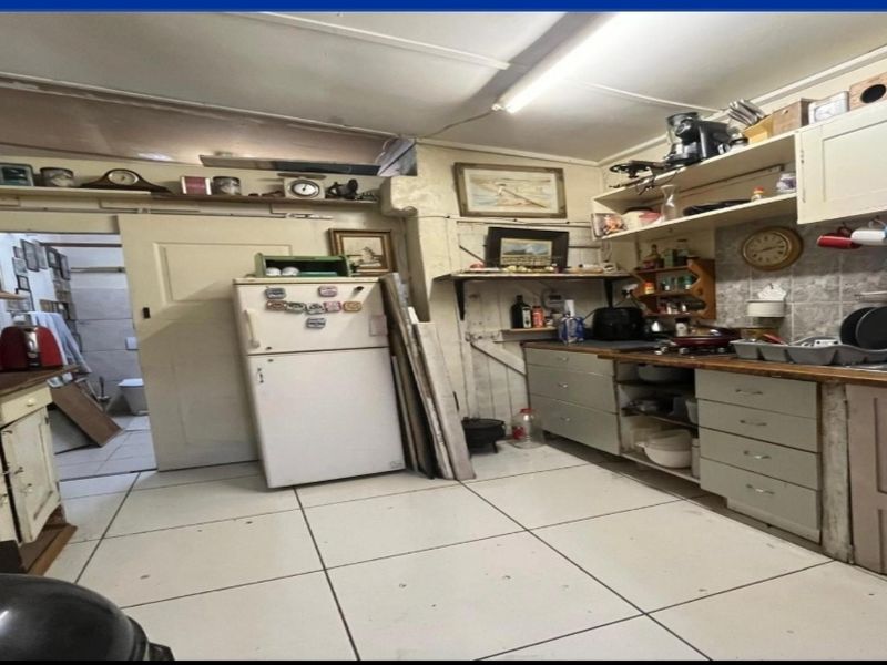 An Exceptional Family Haven in Noordhoek – Where Modern Living Meets Space, Comfort and Endless Poss - Photo 7