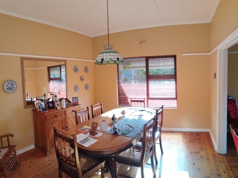 Lovely Corner Home for Sale in Bothasrus – Comfortable Living in a Great Area - Photo 4