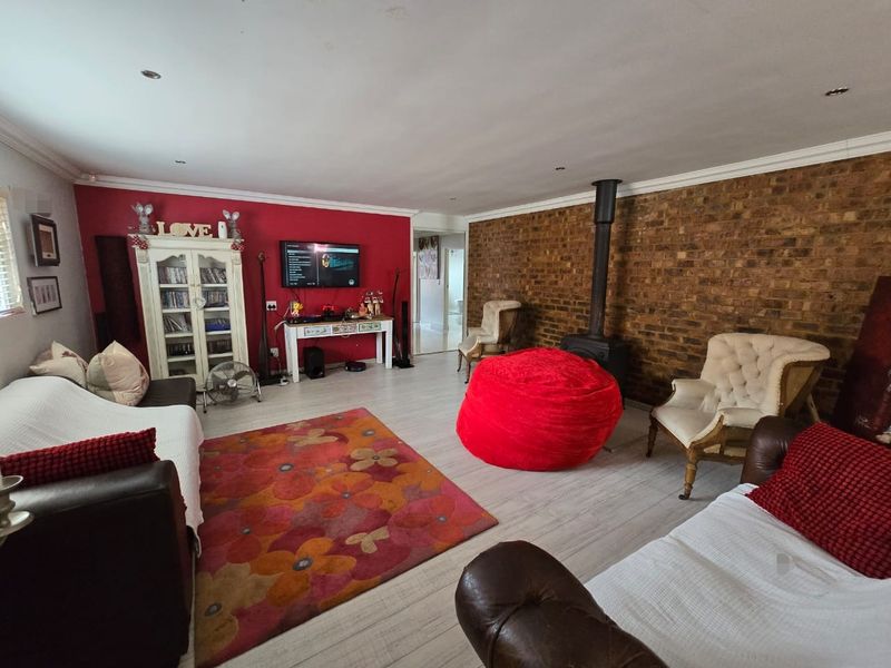 Stylish Luxury Living Awaits - Photo 9