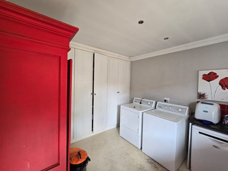 Stylish Luxury Living Awaits - Photo 7